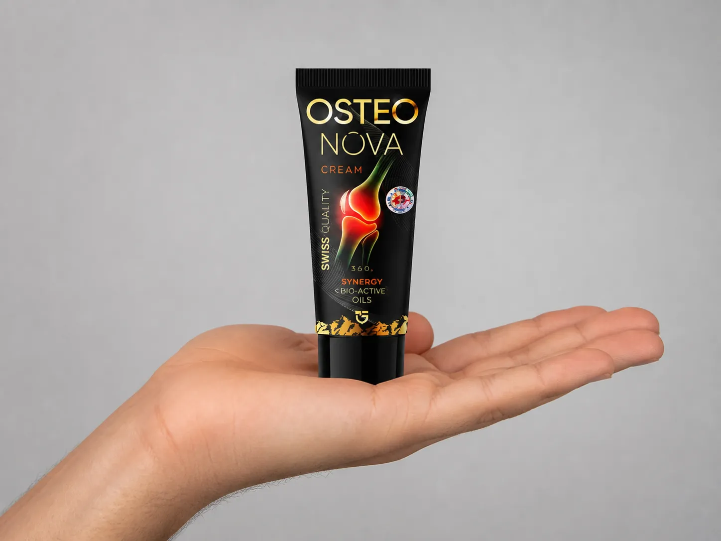 OsteoNova cream — le produit en main